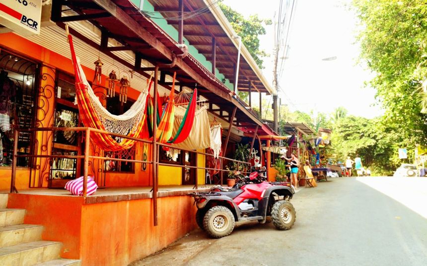 Just another morning in little bohemian town of Montezuma
